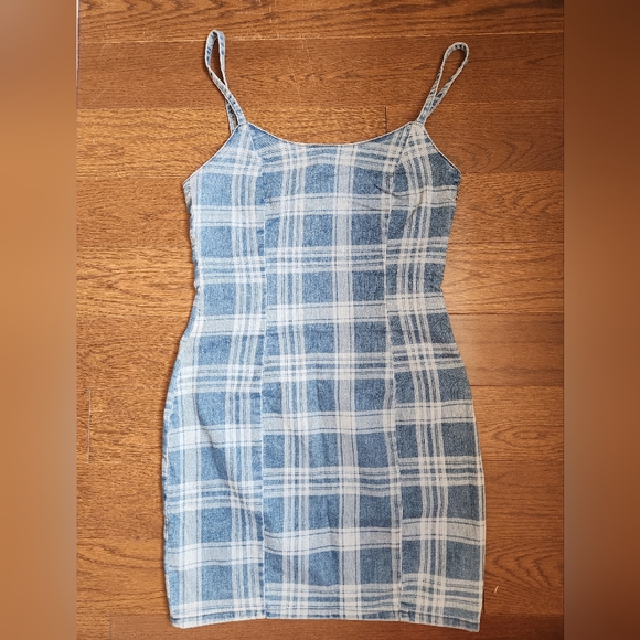 H&M Stretchy Denim Bodycon Dress - Picture 1 of 3